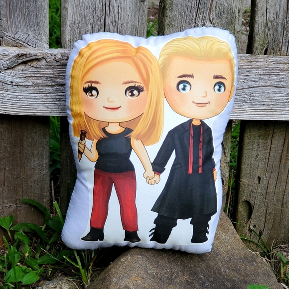 Buffy the Vampire Slayer and Spike Pillow Pal. New - Picture 1 of 1